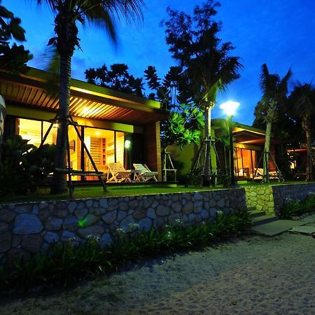 Capstone Resort Haad Chao Samran Extérieur photo