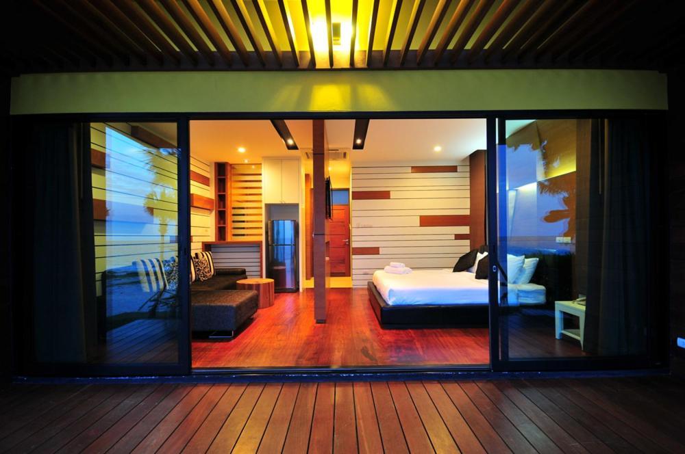 Capstone Resort Haad Chao Samran Chambre photo