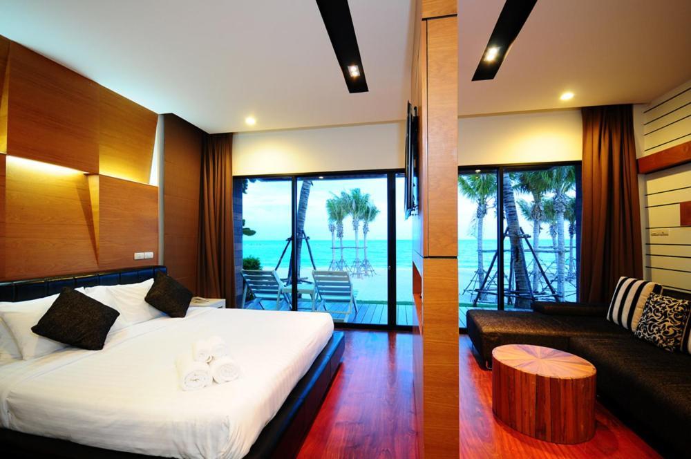 Capstone Resort Haad Chao Samran Chambre photo