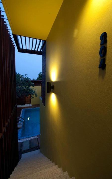 Capstone Resort Haad Chao Samran Extérieur photo