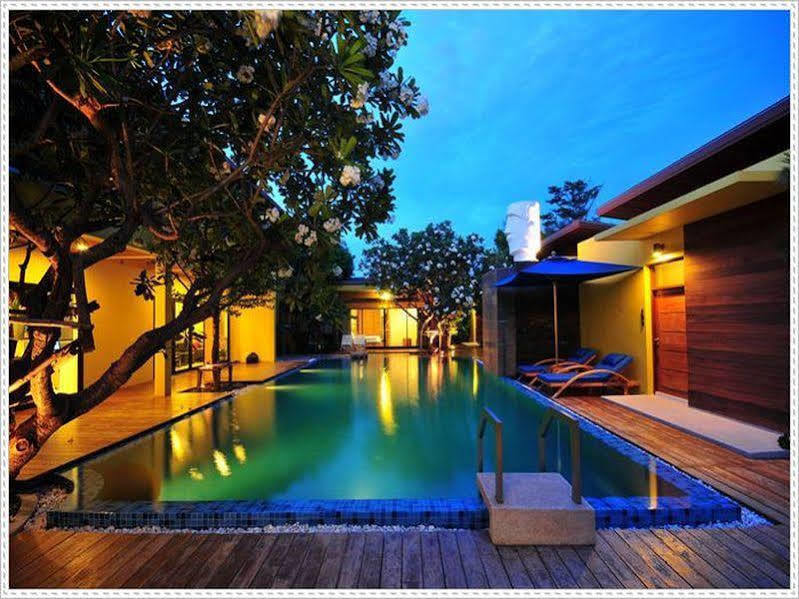 Capstone Resort Haad Chao Samran Extérieur photo
